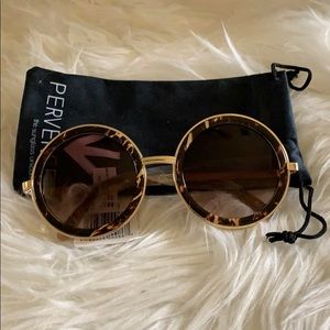 Round tortoise sunglasses